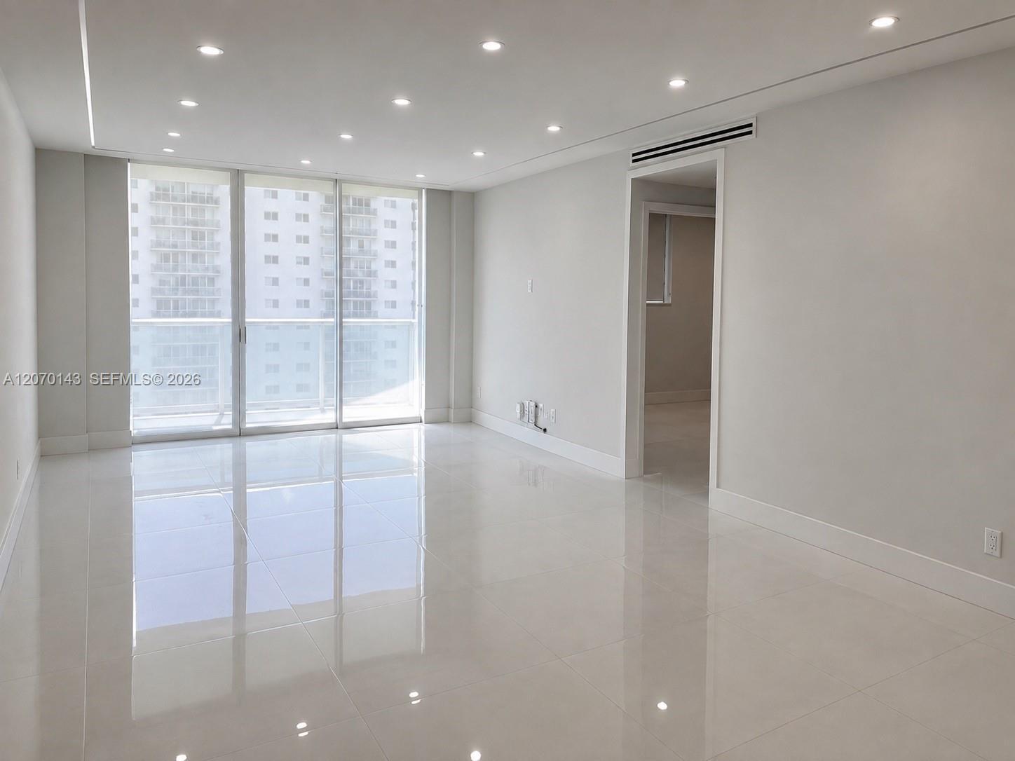 19390 Collins Ave # 908, Sunny Isles Beach FL 33160 photo 4
