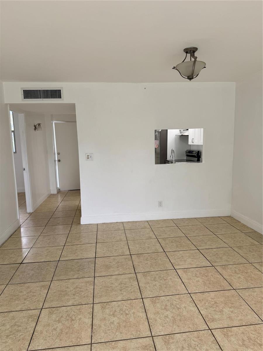 115 ROYAL PARK Drive # 1F, Oakland Park FL 33309 photo 5