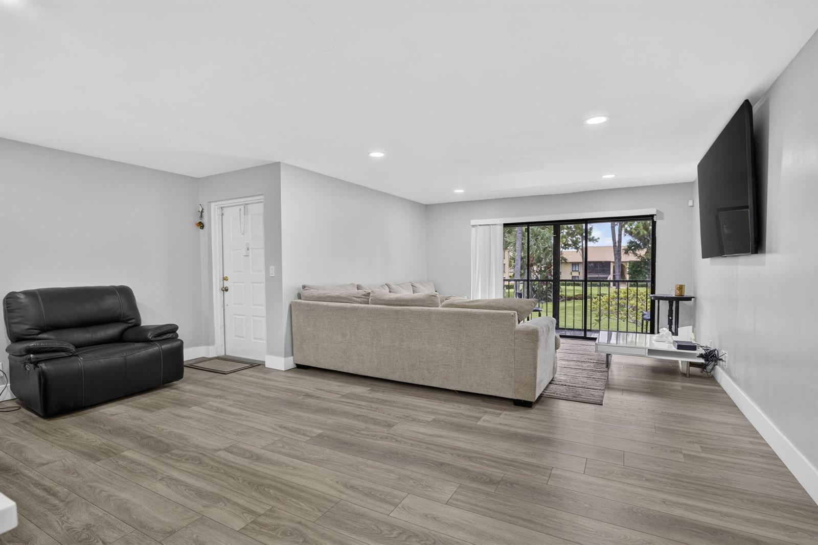 820 Sky Pine Way # H2, FL 33415 photo 4