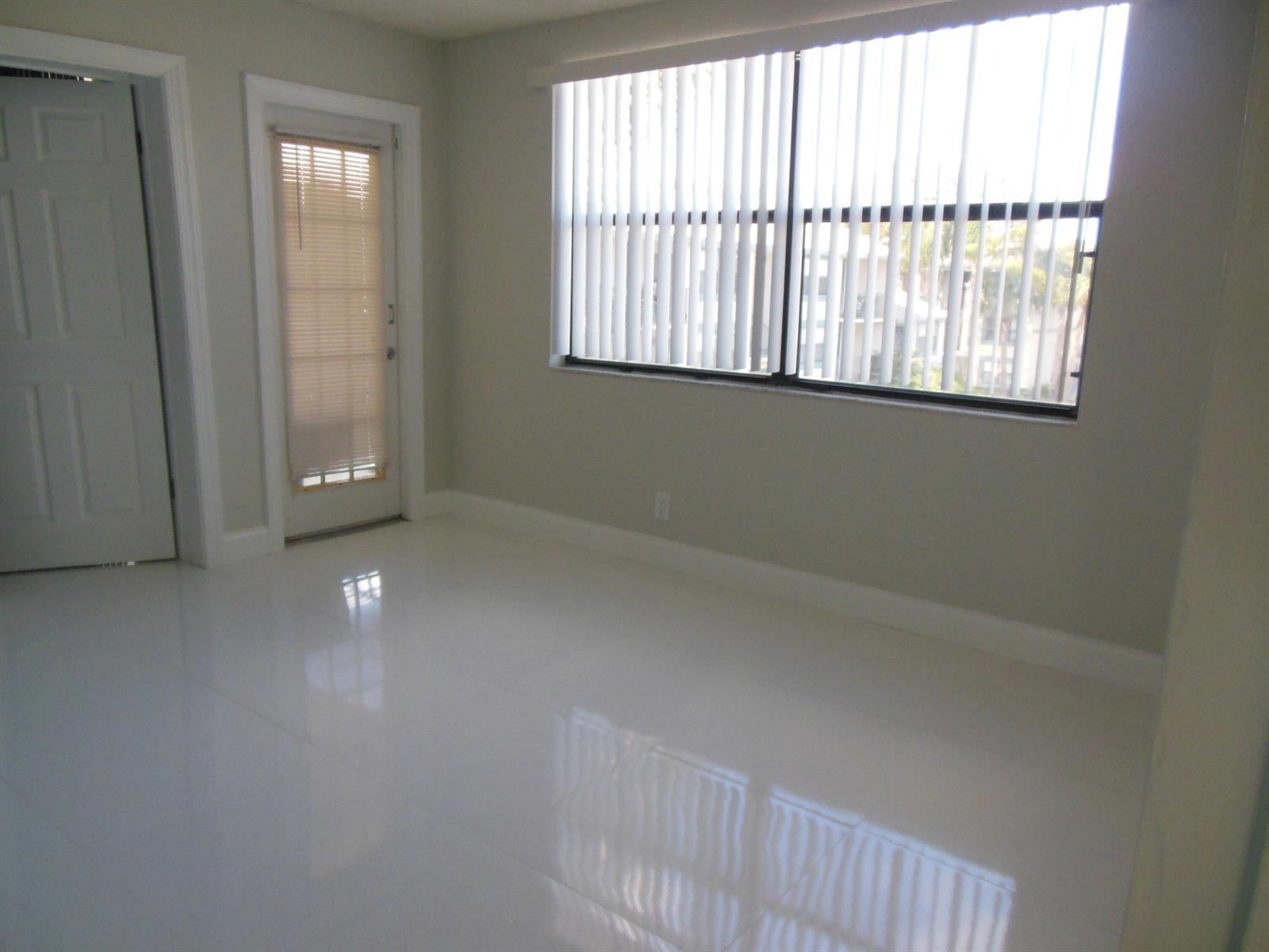 728 Executive Center Drive # 31, West Palm Beach FL 33401 photo 4