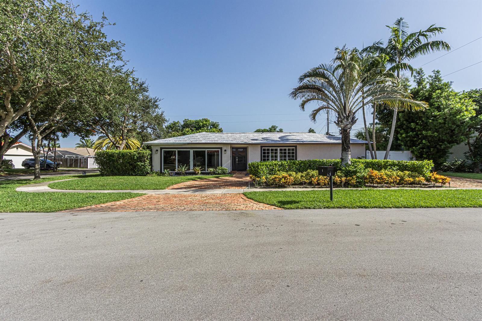 1 Tam O Shanter Lane, Boca Raton FL 33431 photo 2