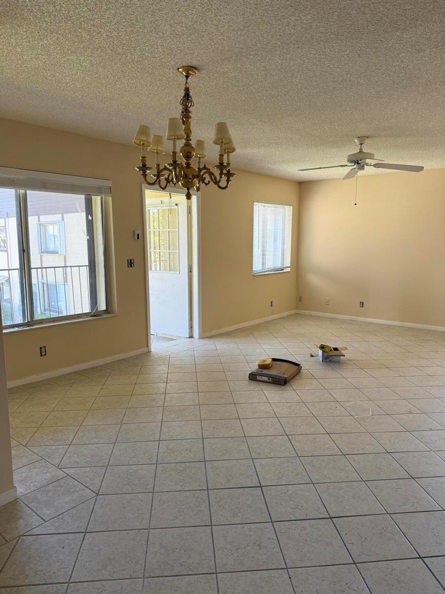 211 PINE HOV Circle # 2, FL 33463 photo 3