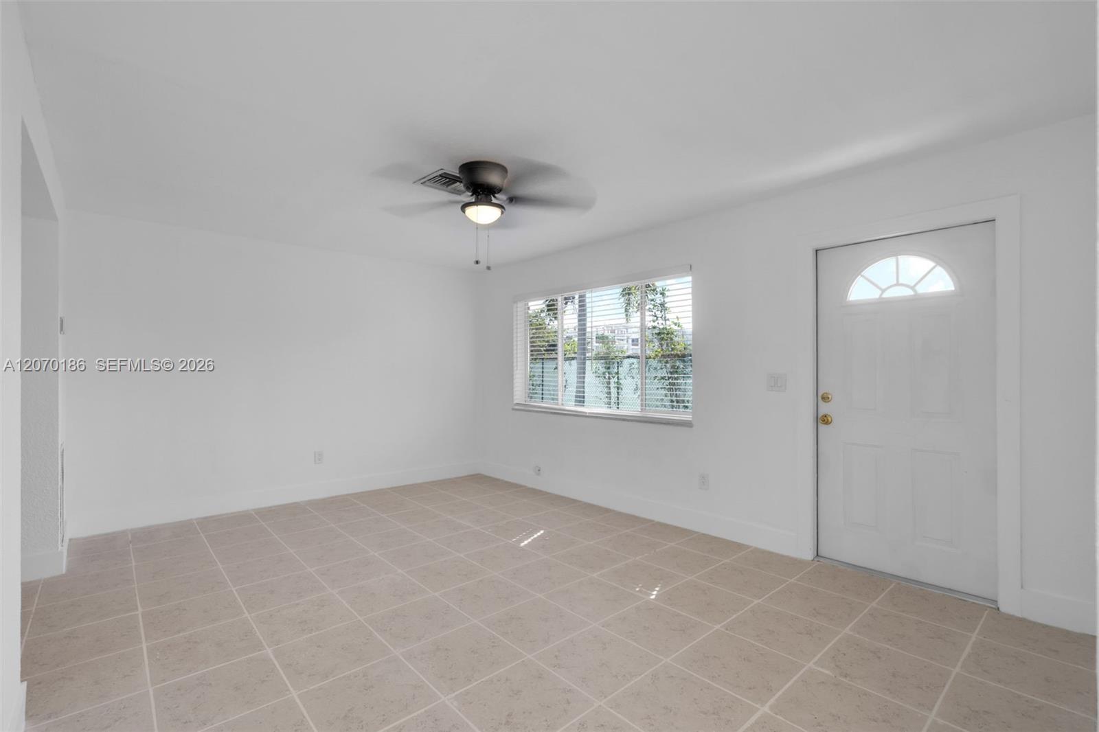 124 SE 2nd Ter # 2, Hallandale Beach FL 33009 photo 5