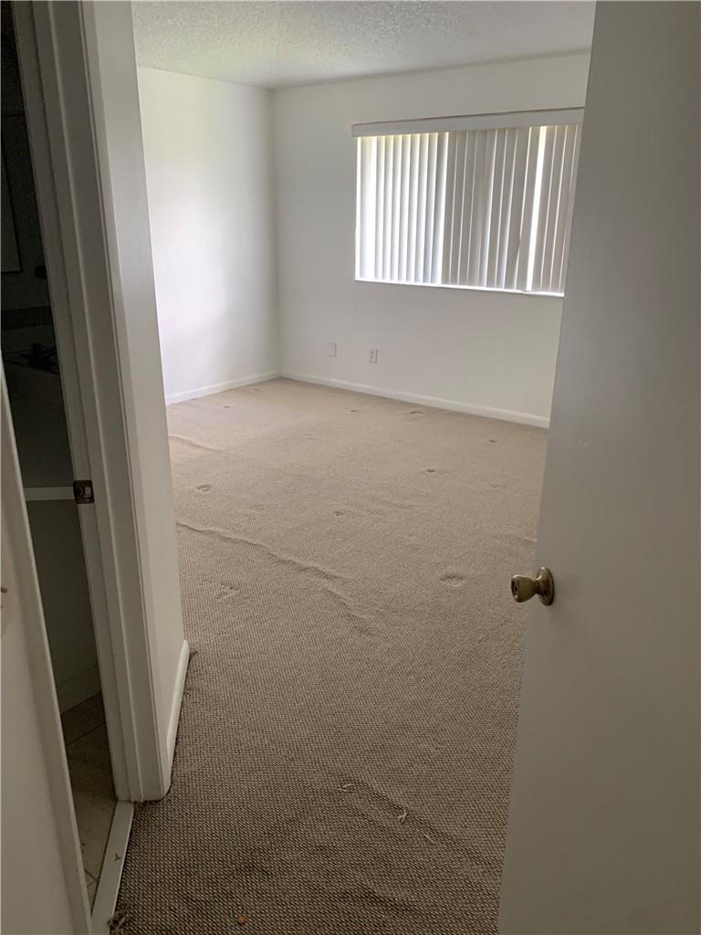 8985 NW 38TH Drive, Coral Springs FL 33065 photo 4