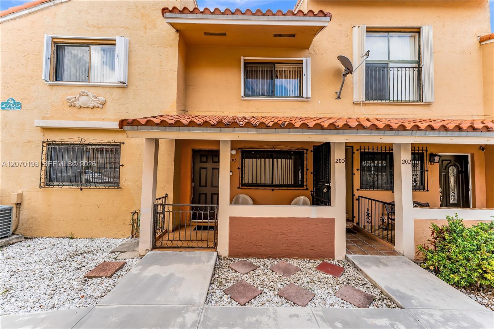 2765 W 61st Pl # 103, Hialeah FL 33016