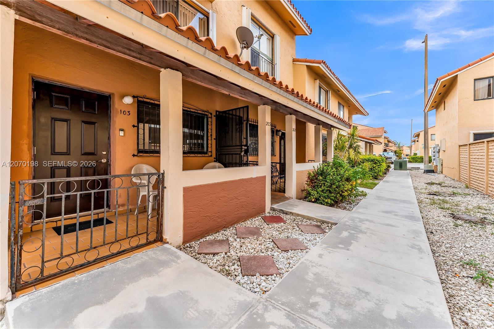2765 W 61st Pl # 103, Hialeah FL 33016 photo 5
