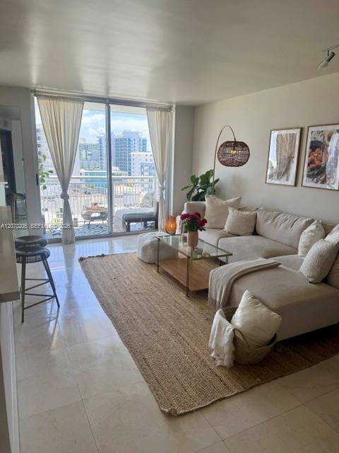1688 West Ave # 906, Miami Beach FL 33139 photo 2