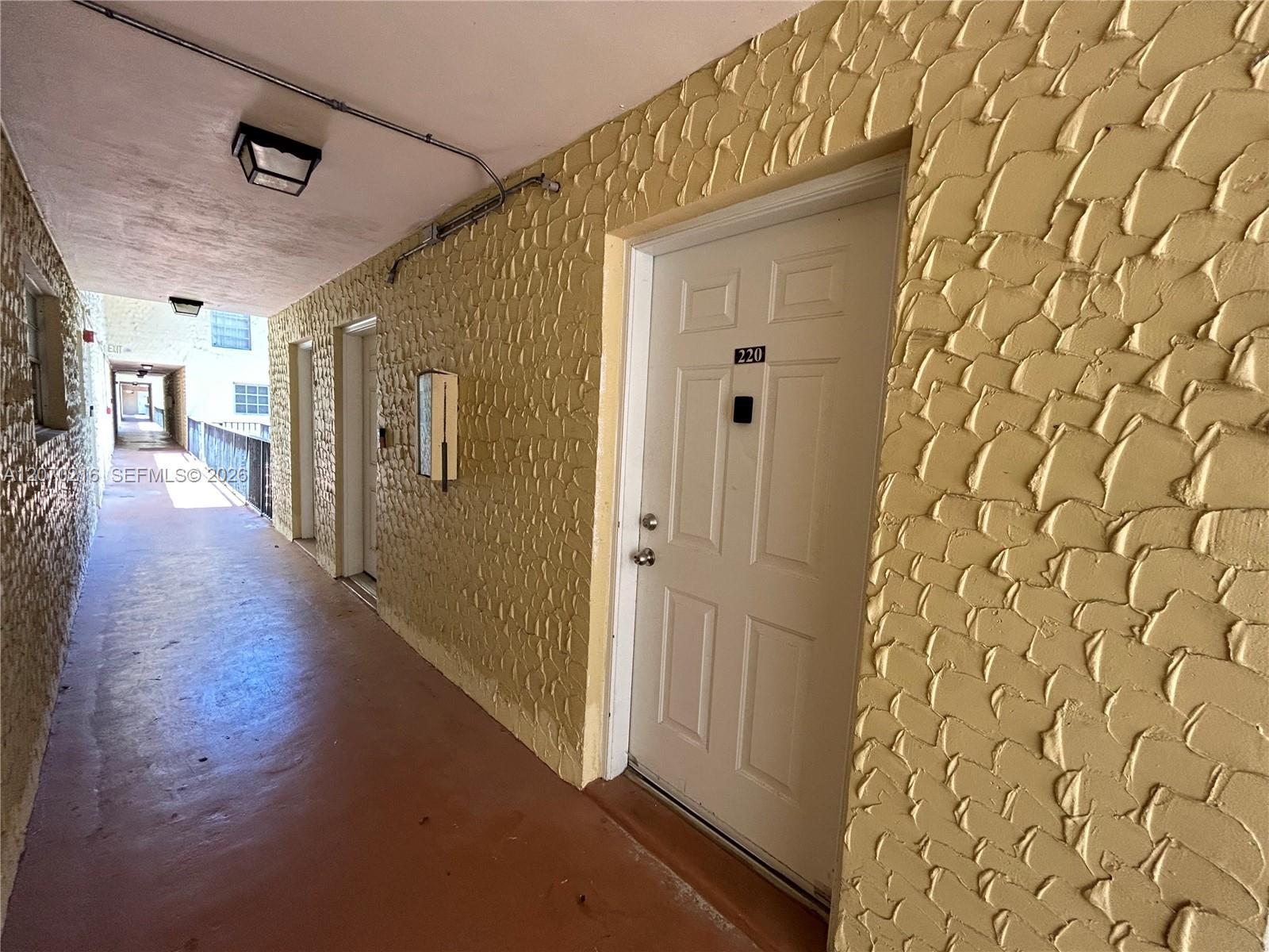 8500 SW 109th Ave # 220, Miami FL 33173 photo 3