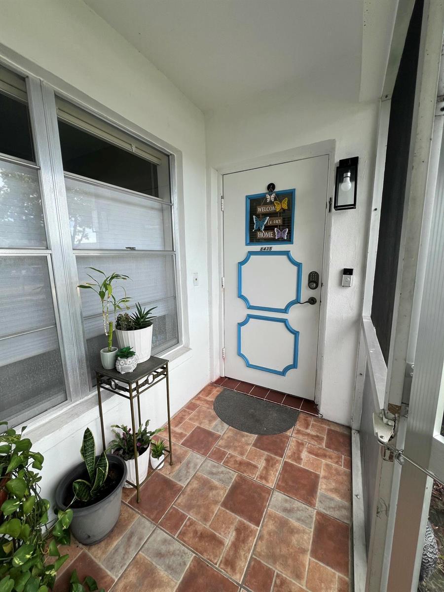8435 NW 10TH Street # B50, Plantation FL 33322 photo 4