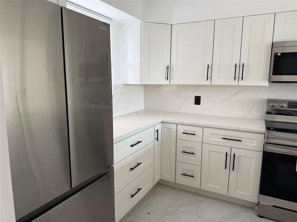 112 ROYAL PARK Drive # 4B, Oakland Park FL 33309 photo 3