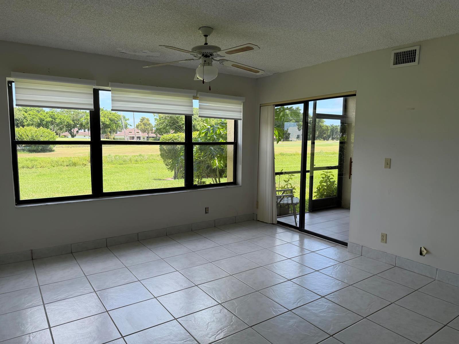 4692 Lucerne Lakes Boulevard E # 106, Lake Worth FL 33467 photo 3