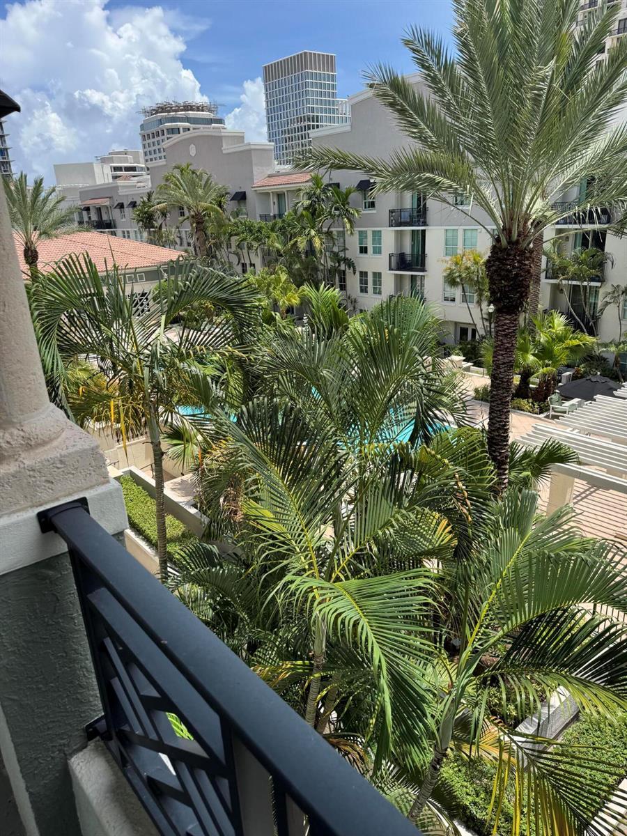 600 S Dixie Highway # 814, West Palm Beach FL 33401 photo 3