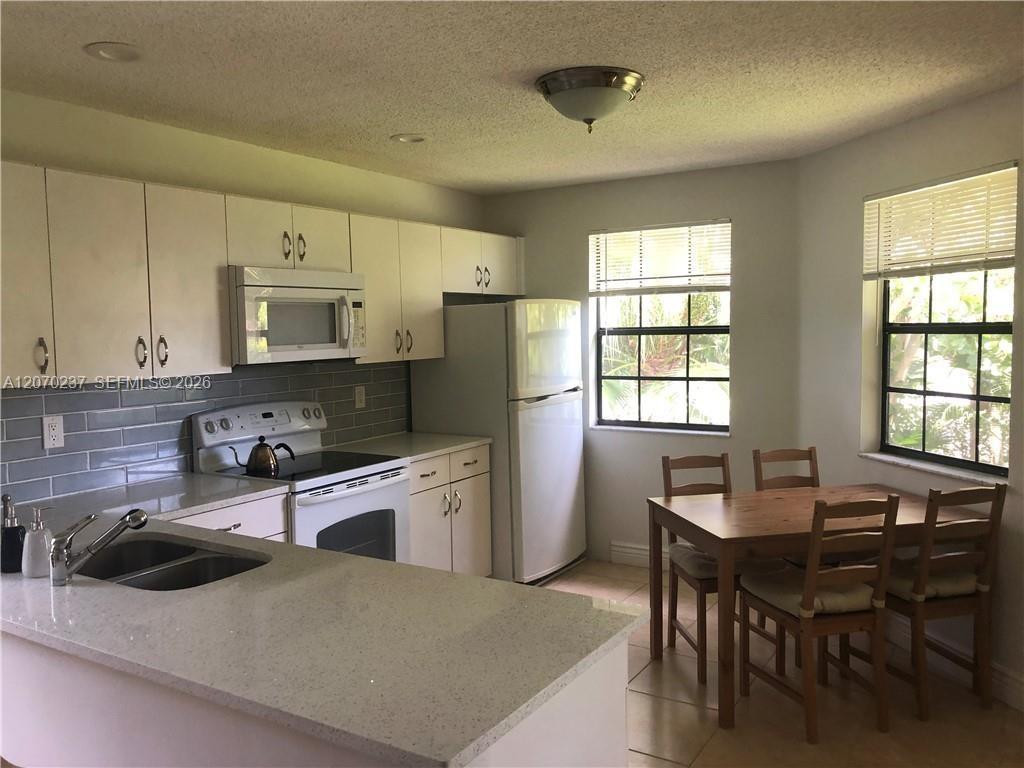 6650 Montego Bay Blvd # B, Boca Raton FL 33433