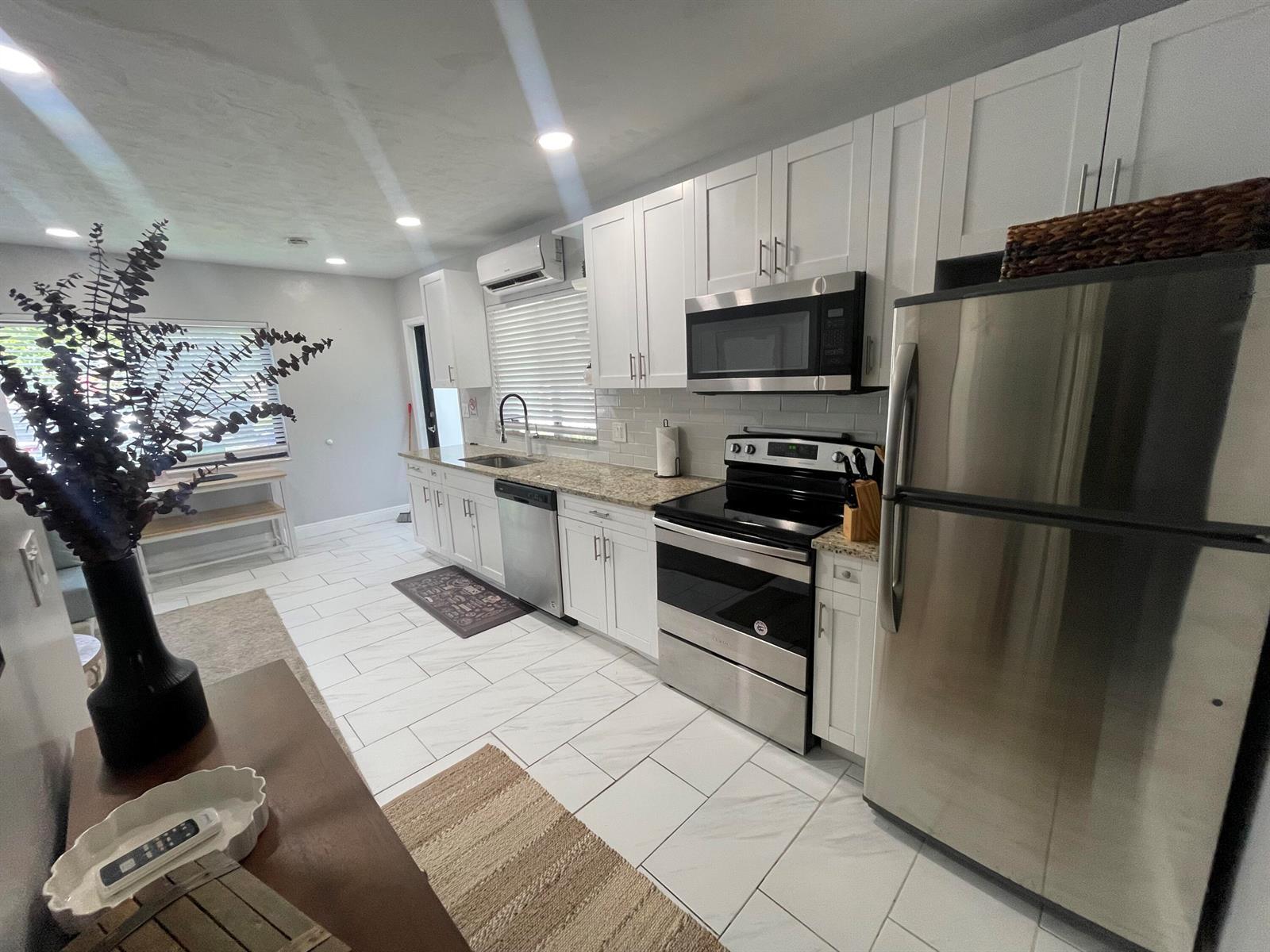 430 NE 1ST Avenue # A, Fort Lauderdale FL 33301