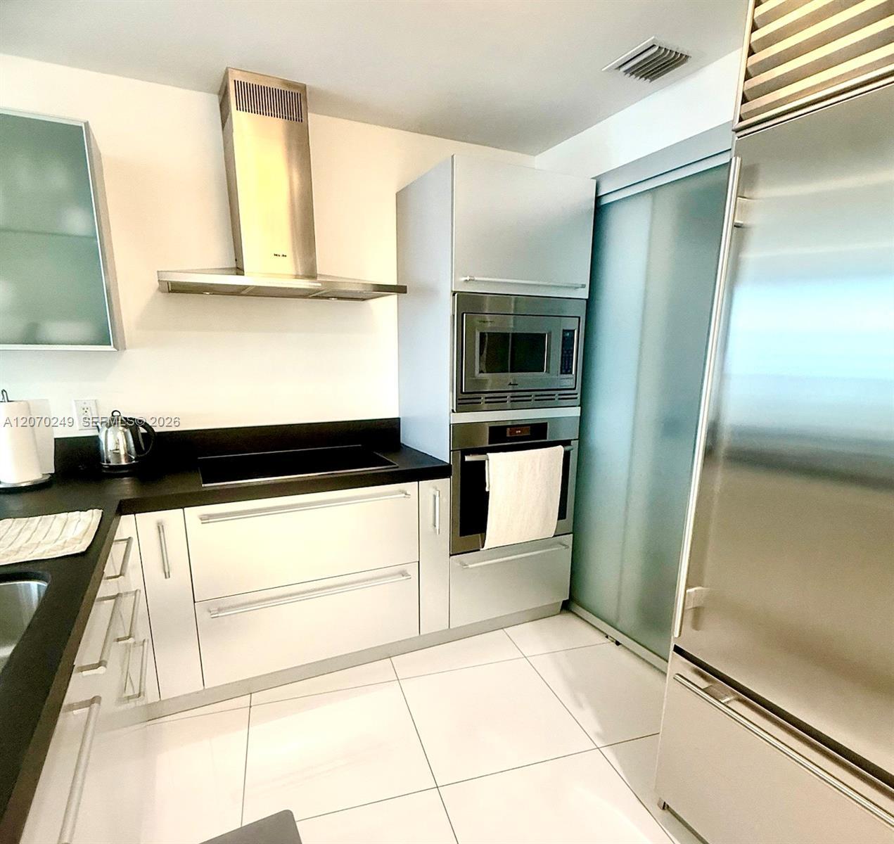 18201 Collins Ave # 908, Sunny Isles Beach FL 33160 photo 3