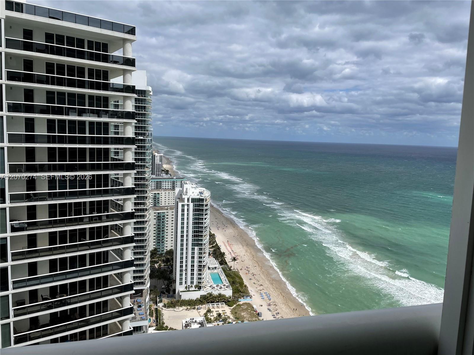 Hallandale Beach, FL 33009 photo 5