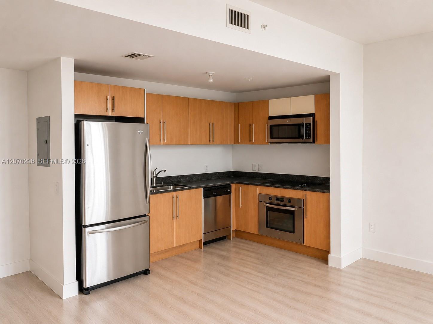 300 S BISCAYNE BL # 2503, Miami FL 33131 photo 3