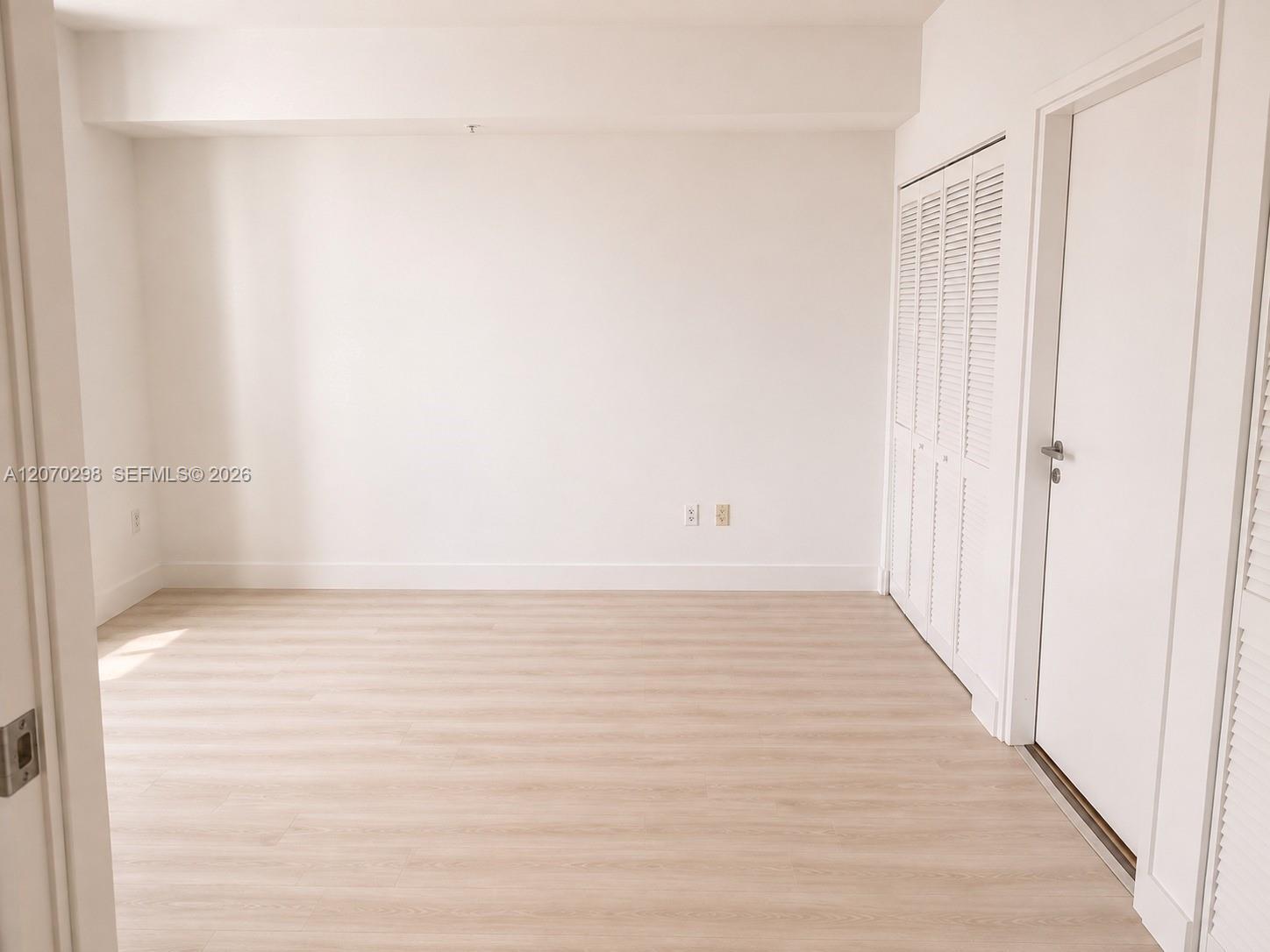 300 S BISCAYNE BL # 2503, Miami FL 33131 photo 5
