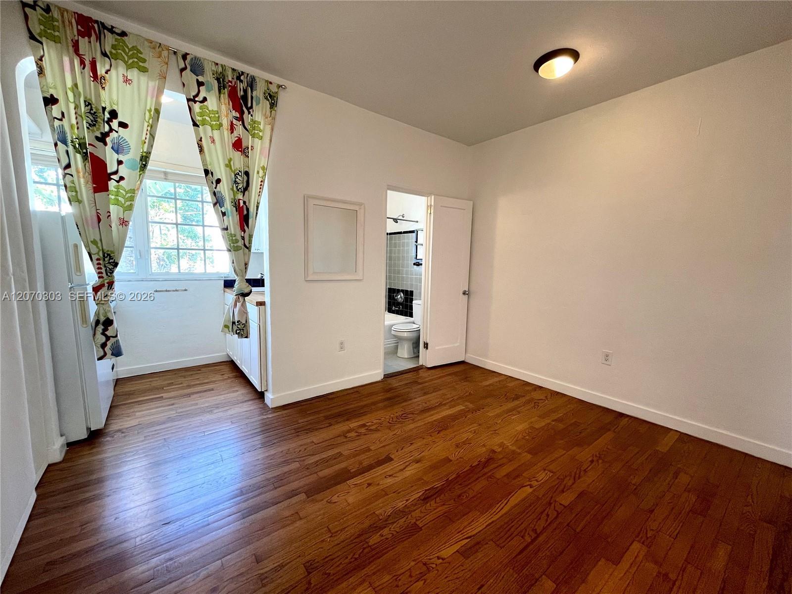 741 15th St # 12, Miami Beach FL 33139 photo 3