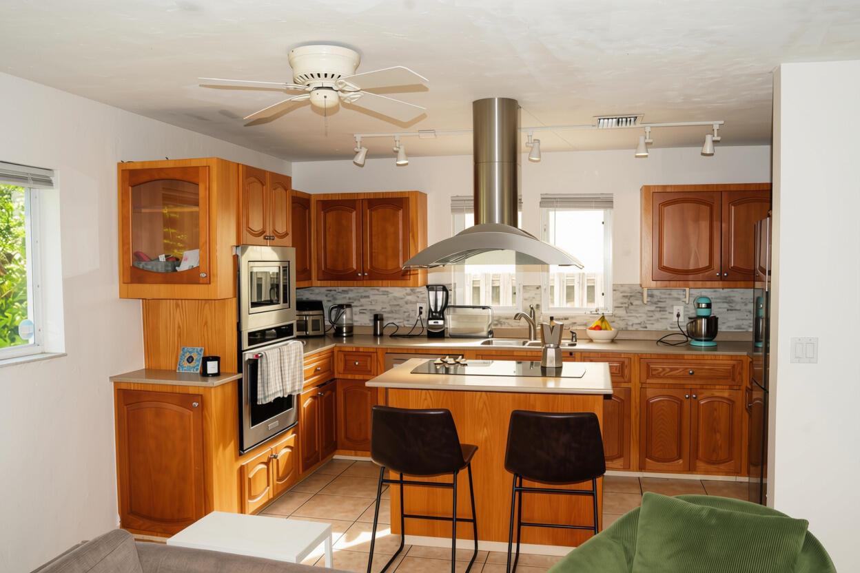 114 NE 16TH Terrace, Fort Lauderdale FL 33301 photo 3