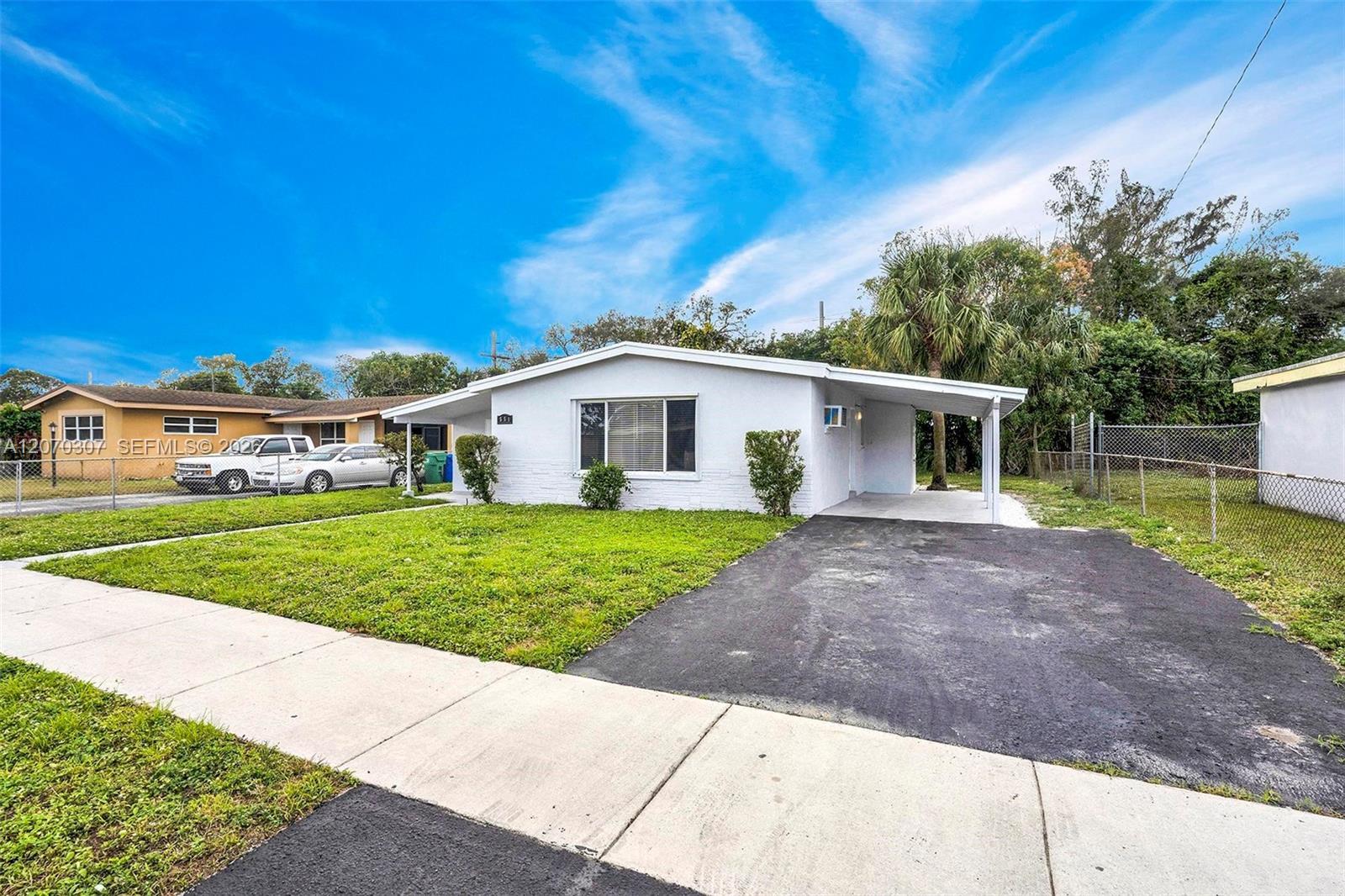 551 NW 30th Ter, Fort Lauderdale FL 33311 photo 3