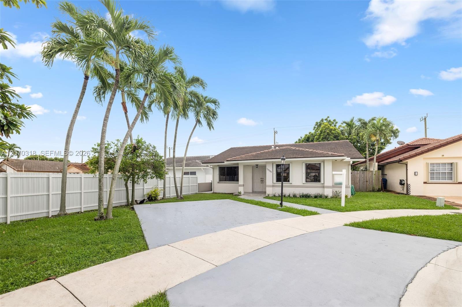 13280 SW 40th Ter, Miami FL 33175 photo 2