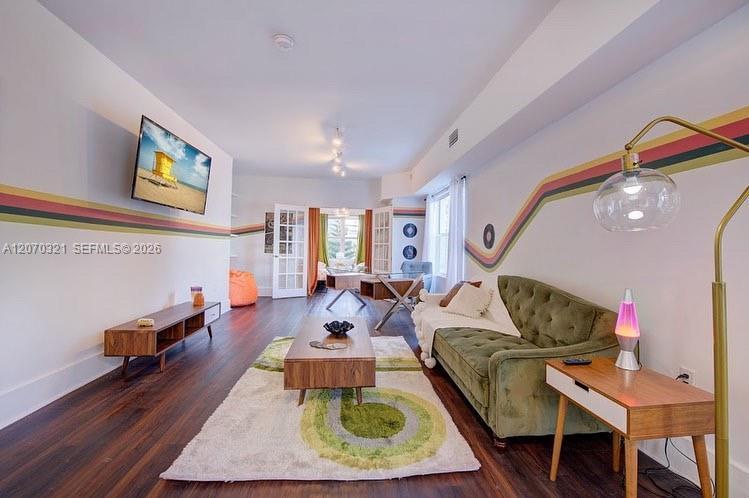 524 NW 35th St # 4, Miami FL 33127 photo 3