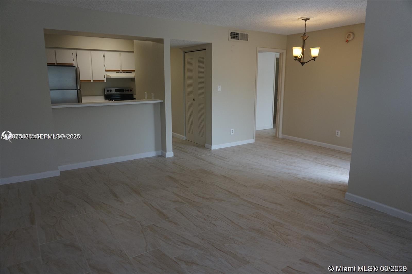 630 S Park Rd # 3, Hollywood FL 33021 photo 3