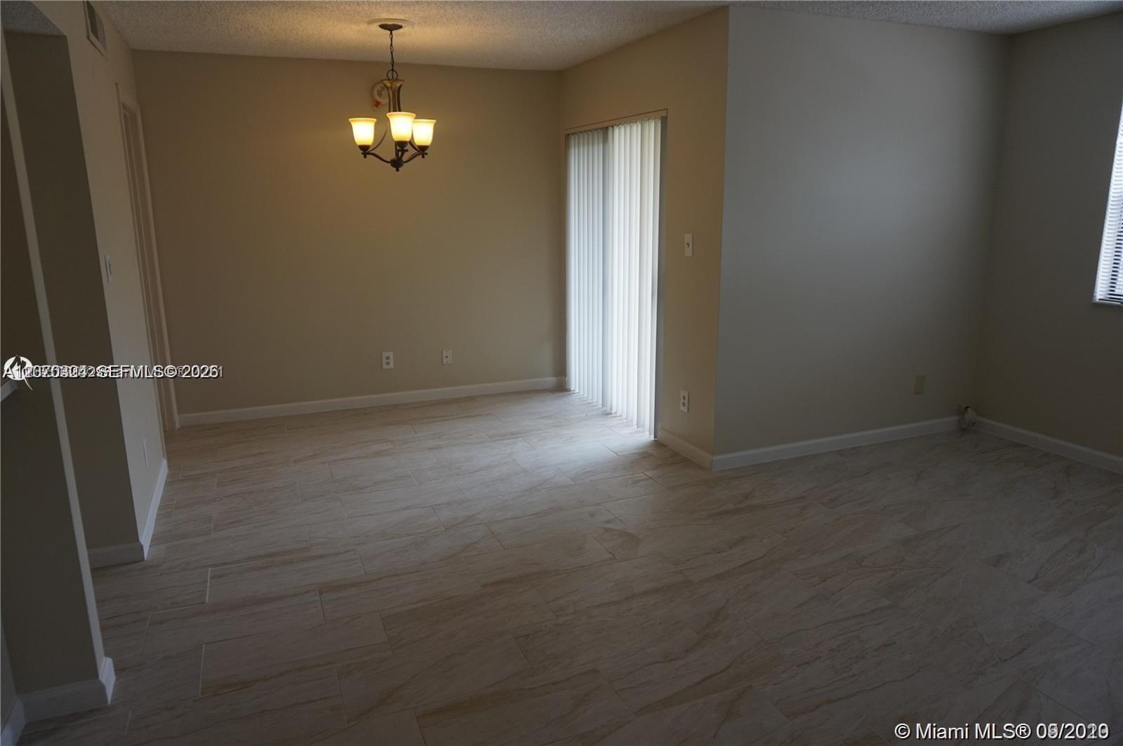 630 S Park Rd # 3, Hollywood FL 33021 photo 4