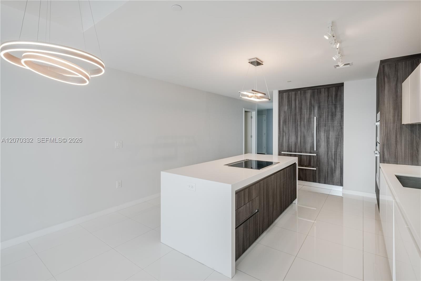 851 NE 1st Ave # 3911, Miami FL 33132 photo 3