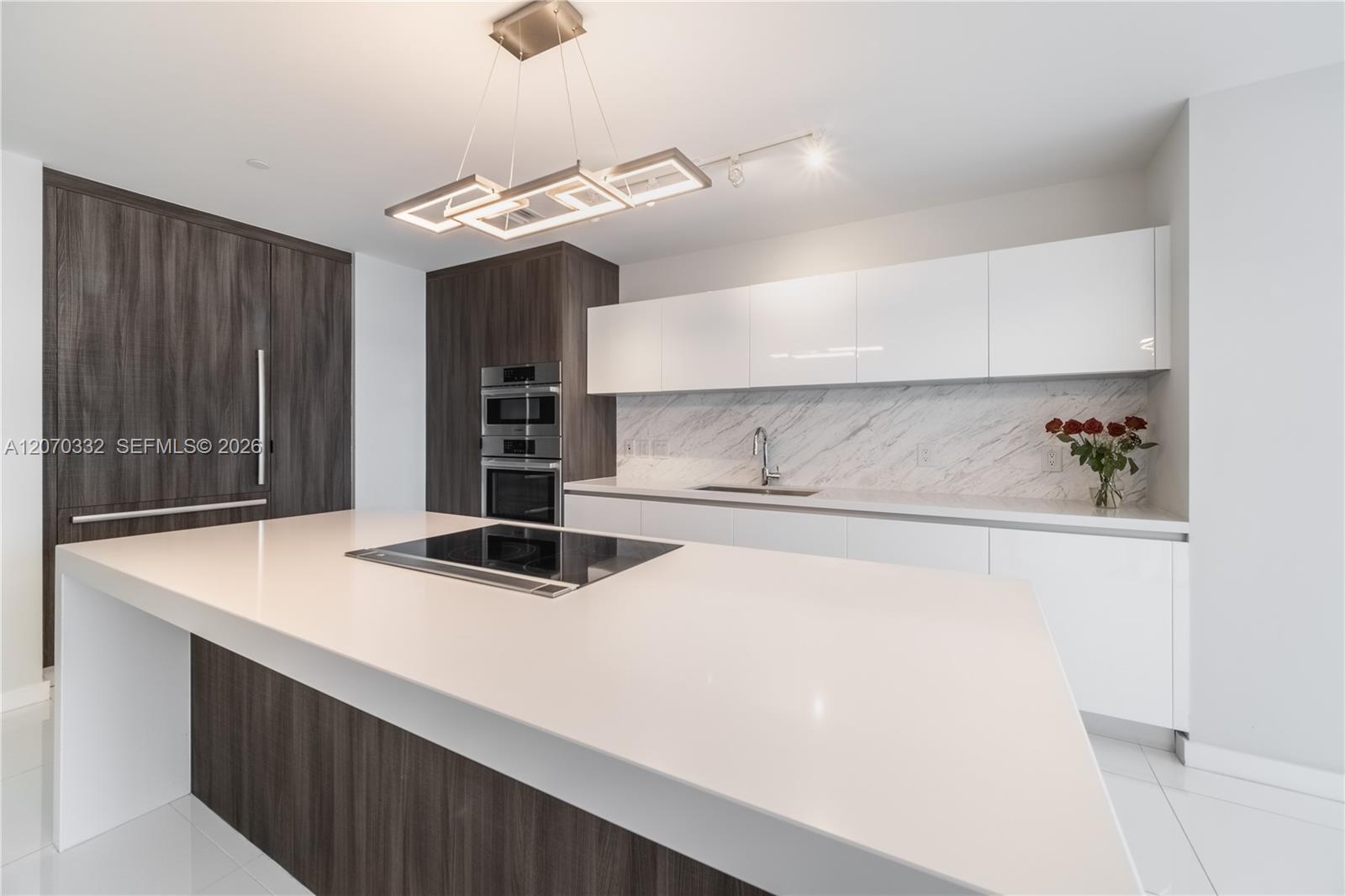 851 NE 1st Ave # 3911, Miami FL 33132