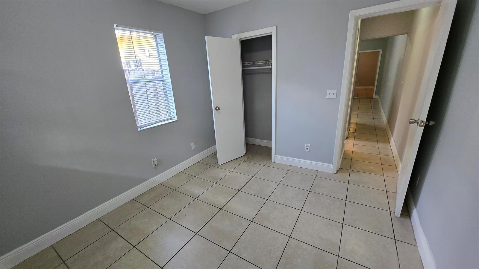 1012 NW 2ND # 6, Hallandale Beach FL 33009 photo 5