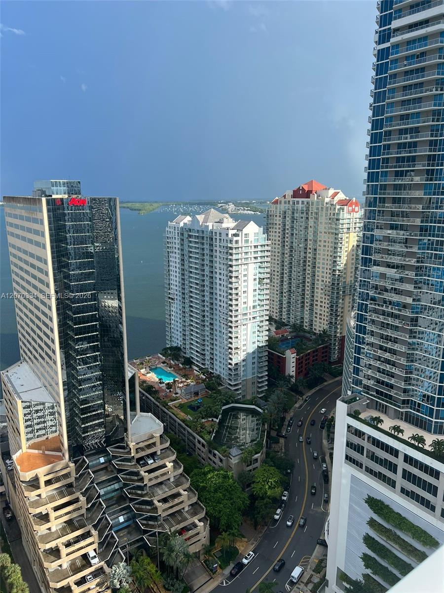951 BRICKELL AVE # 3710, Miami FL 33131 photo 2