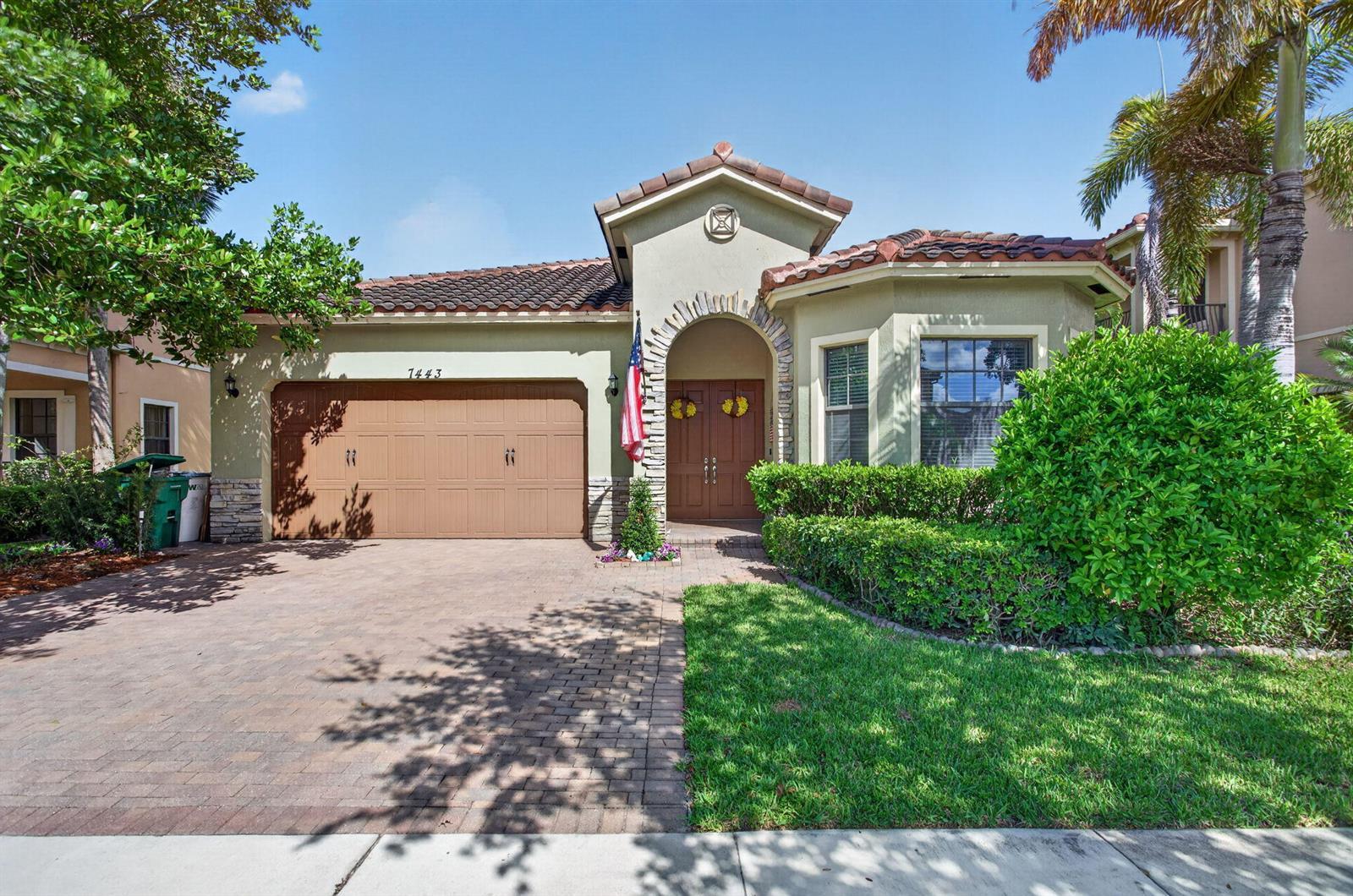 7443 NW 113TH Avenue, Parkland FL 33076 photo 2