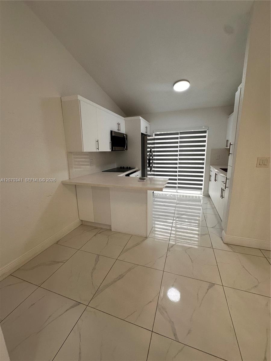 7999 SW 152nd Ave # 6, Miami FL 33193 photo 3