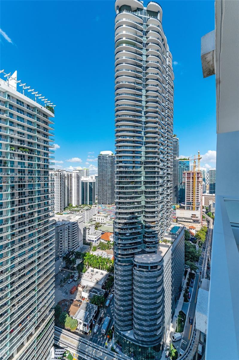 1080 Brickell Ave # 3207, Miami FL 33131 photo 3