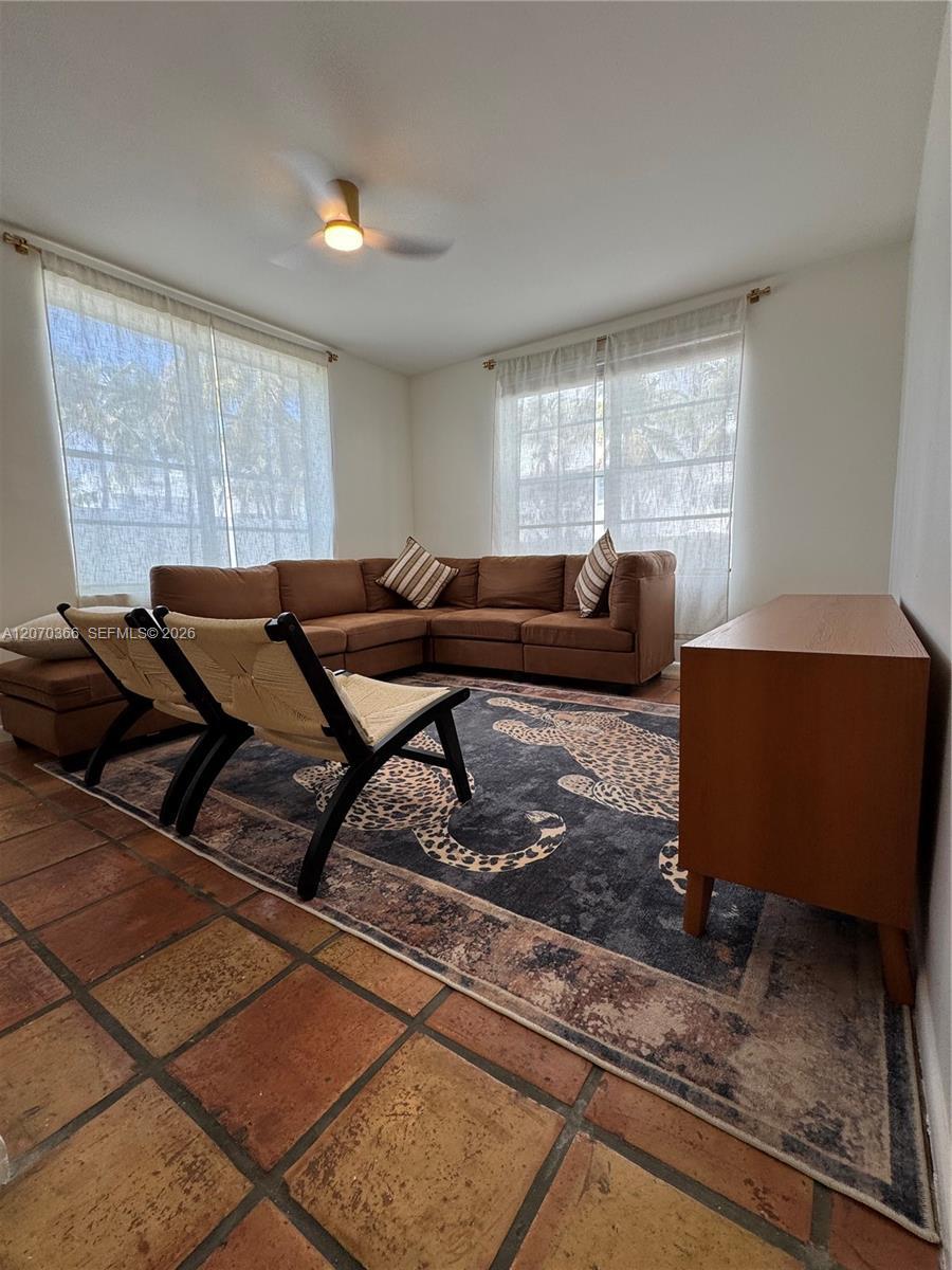 1460 Ocean Dr # 208, Miami Beach FL 33139 photo 5
