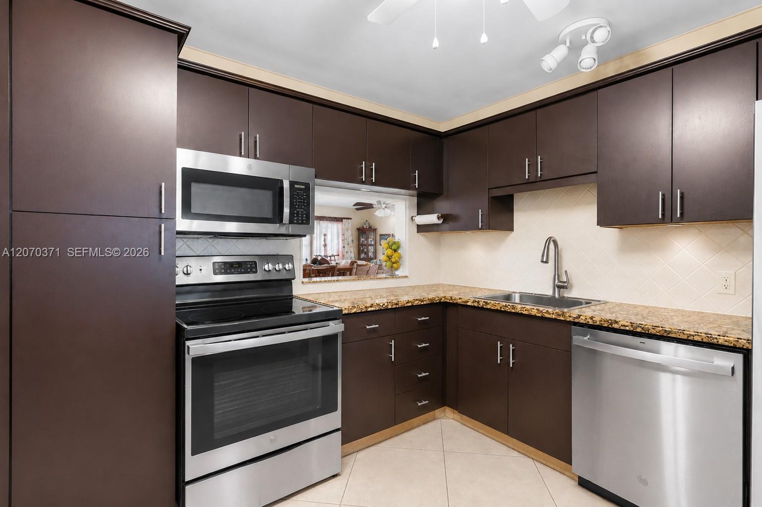 3170 Holiday Springs Blvd # 105, Margate FL 33063 photo 3