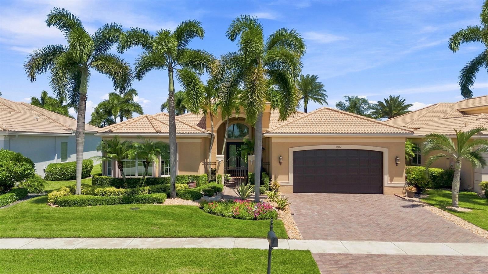 10684 Whitewind Circle, Boynton Beach FL 33473 photo 2
