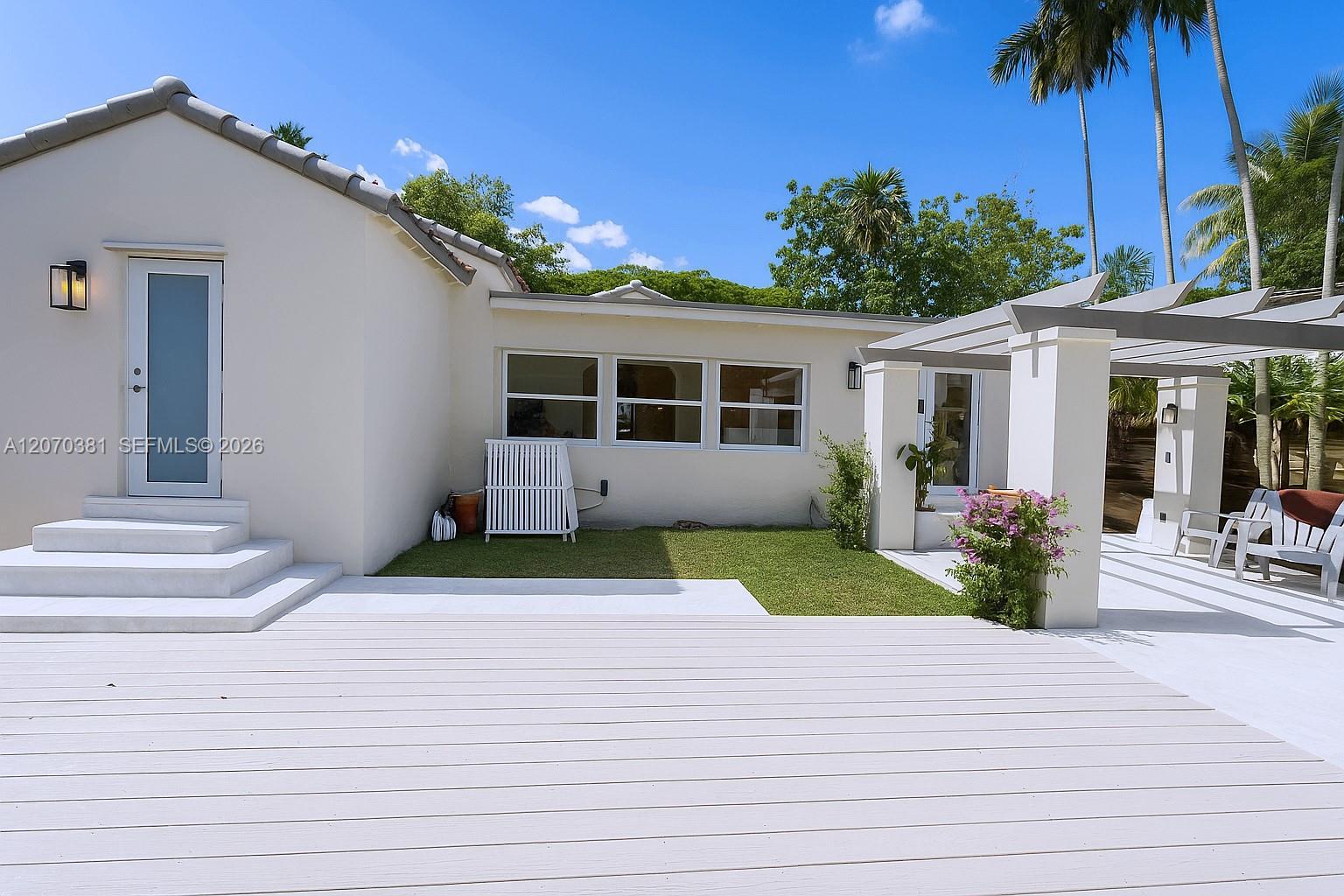 775 NE 76th St, Miami FL 33138