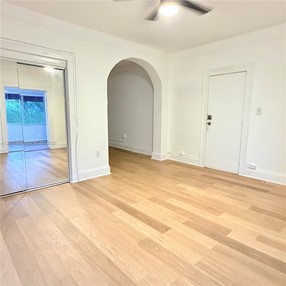 3433 Garden Ave # 10, Miami Beach FL 33140 photo 2