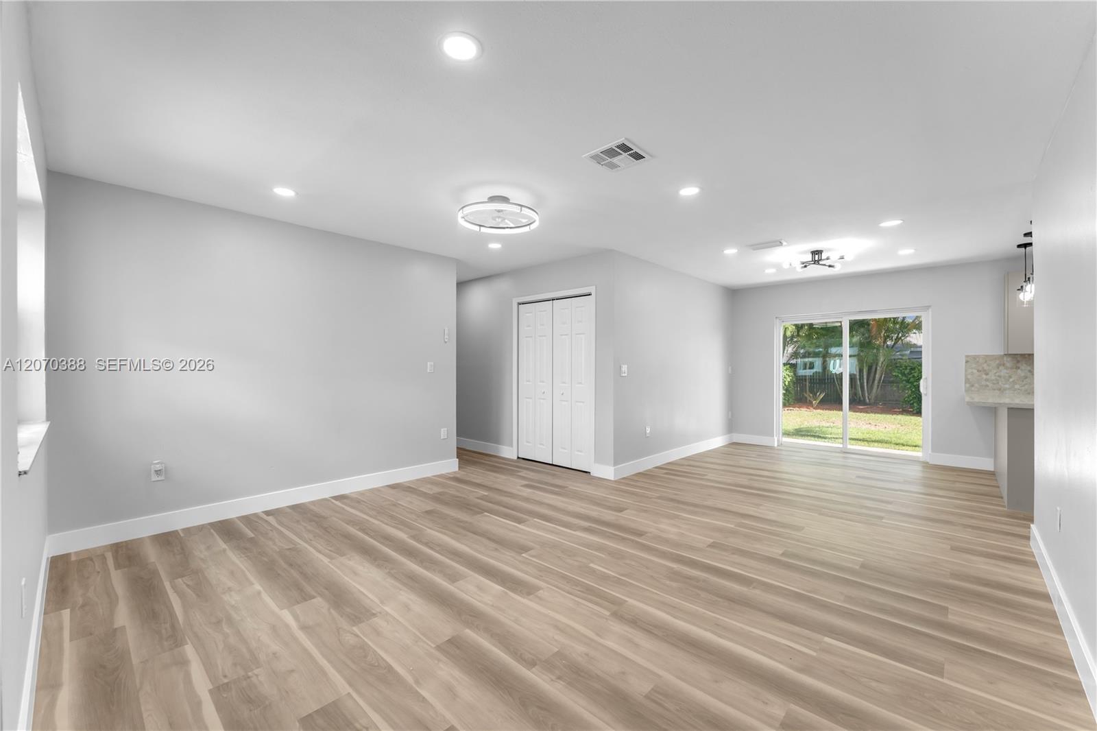 425 NW 17th St, Homestead FL 33030 photo 5