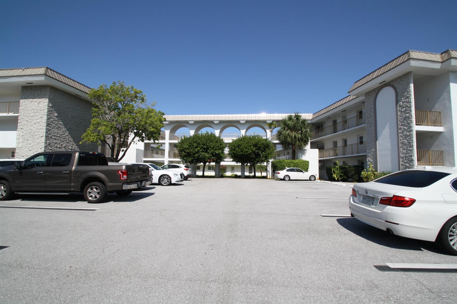 5501 NW 2nd Avenue # 1020, Boca Raton FL 33487 photo 2