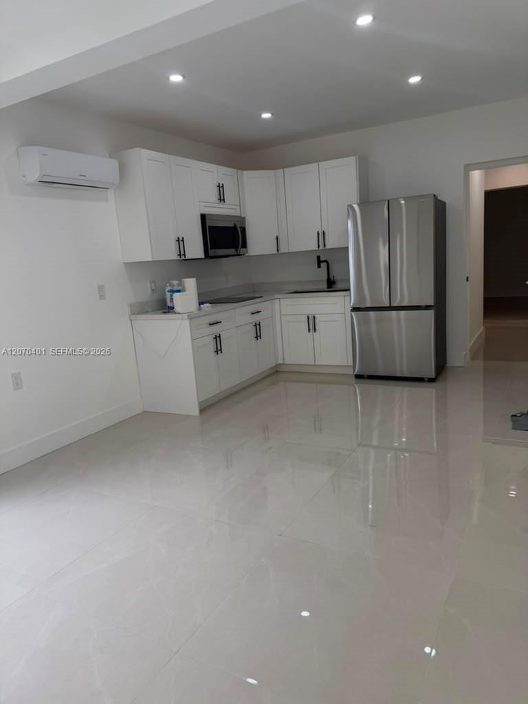 861 E 33rd St # 1, Hialeah FL 33013 photo 2