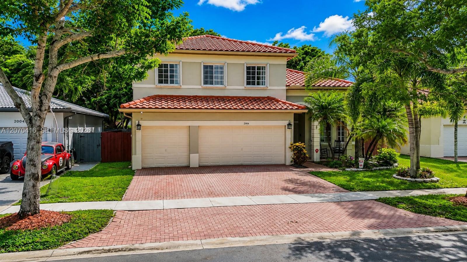 2006 NE 38th Rd, Homestead FL 33033 photo 2