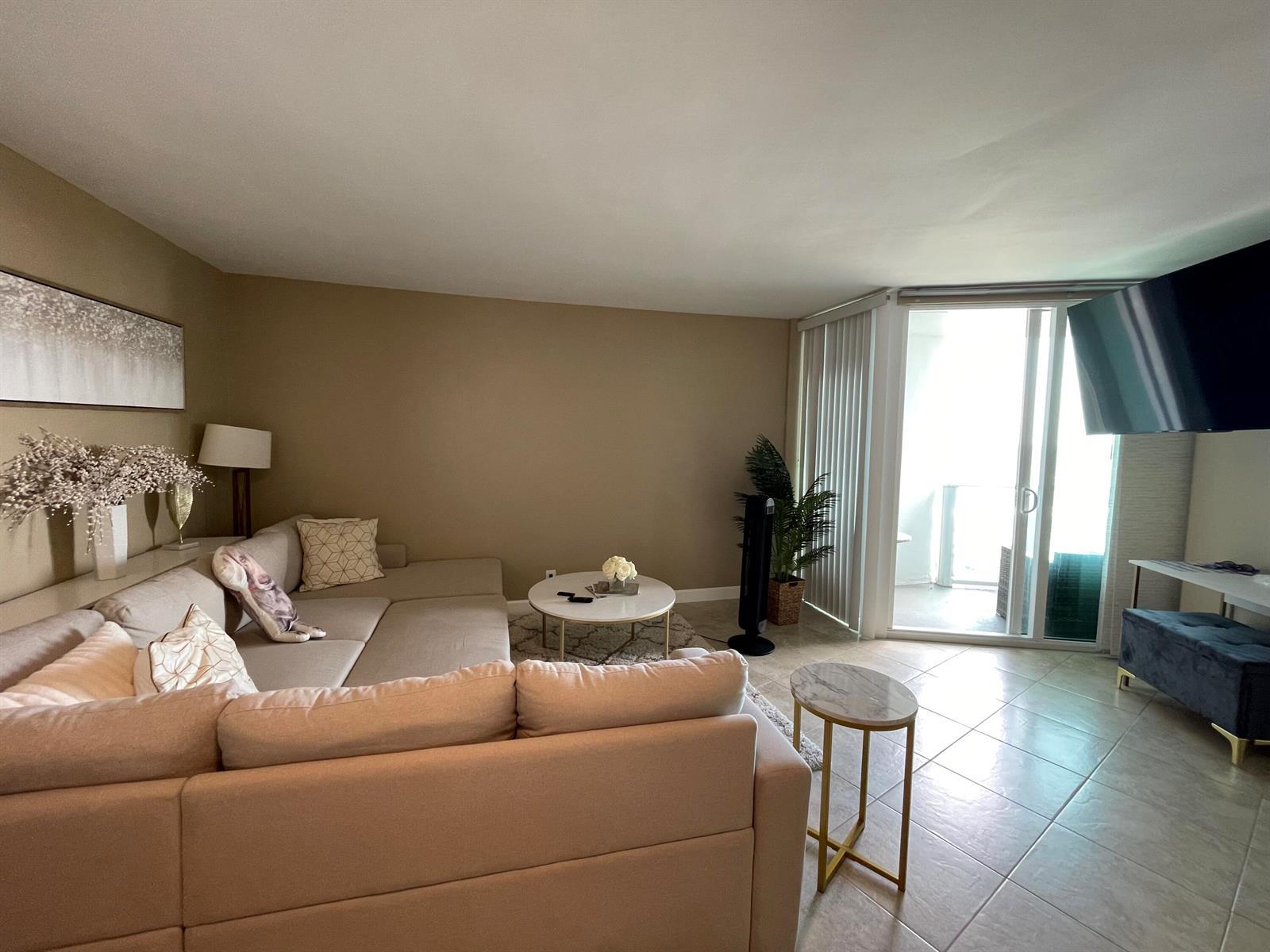 333 NE 21ST Avenue # 1118, Deerfield Beach FL 33441 photo 2