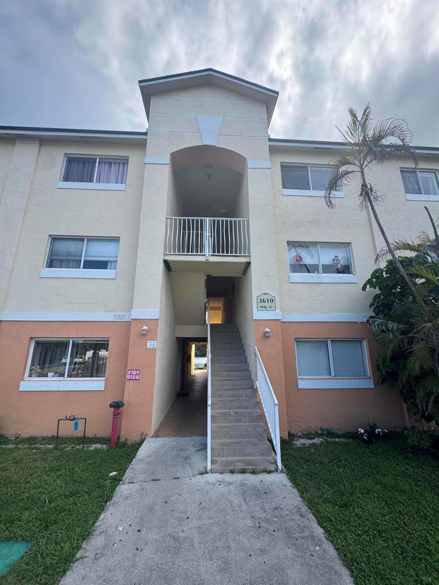 3610 N 56TH Avenue # 226, Hollywood FL 33021