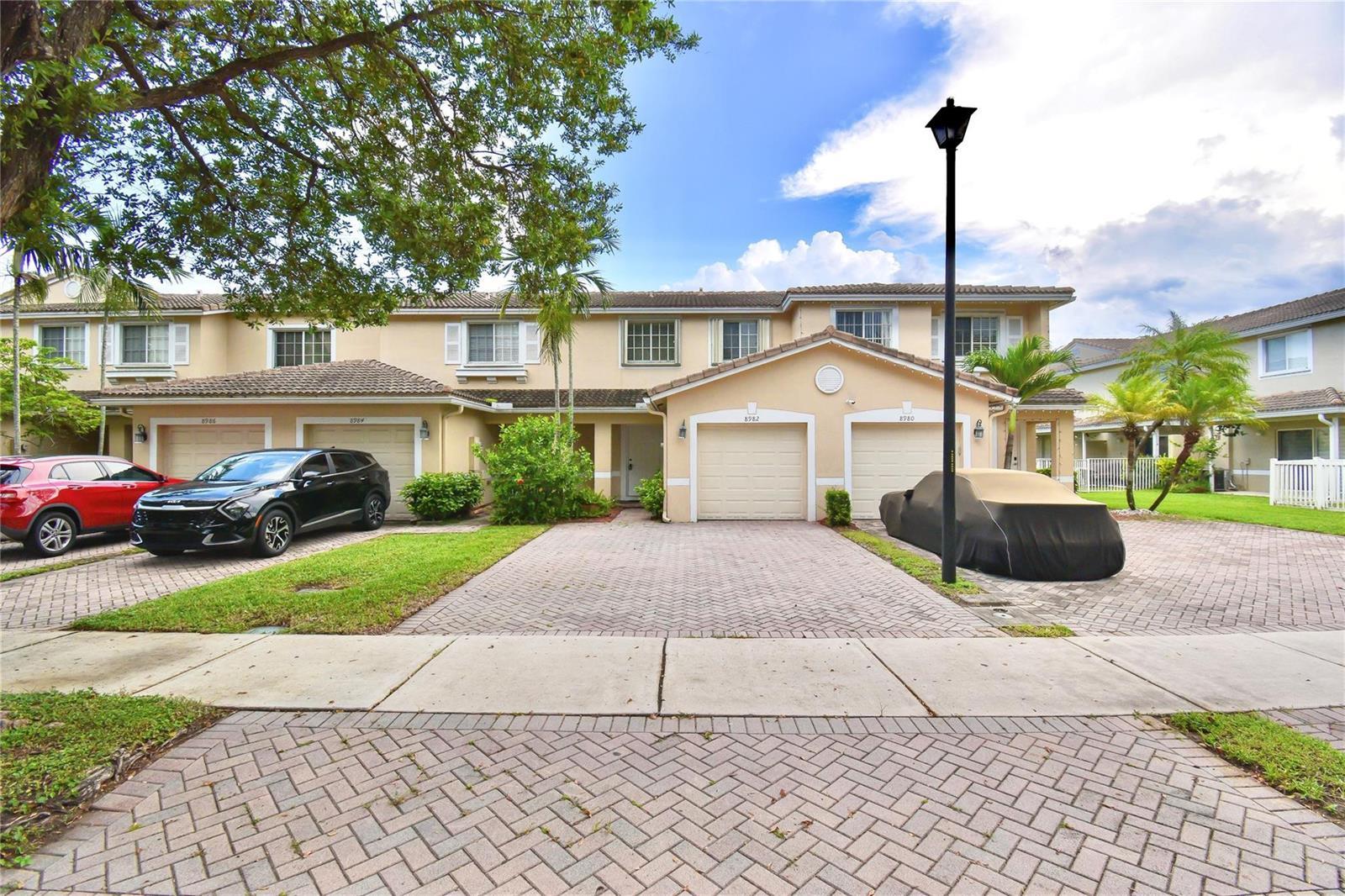 8982 Chambers Street, Tamarac FL 33321 photo 2