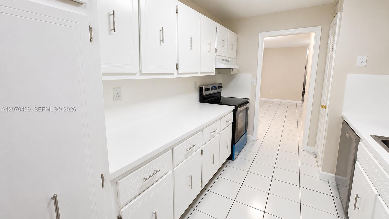 7345 W 4th Ave # 402, Hialeah FL 33014 photo 3