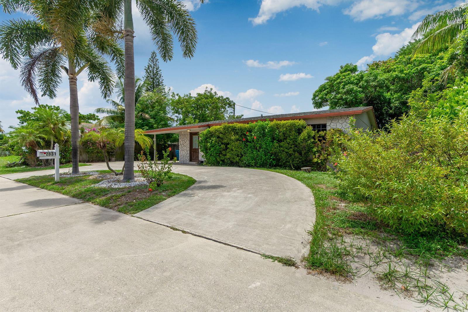 2831 N Seacrest Boulevard # A, Boynton Beach FL 33435 photo 2